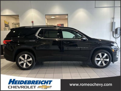 2023 Chevrolet Traverse LT Leather
