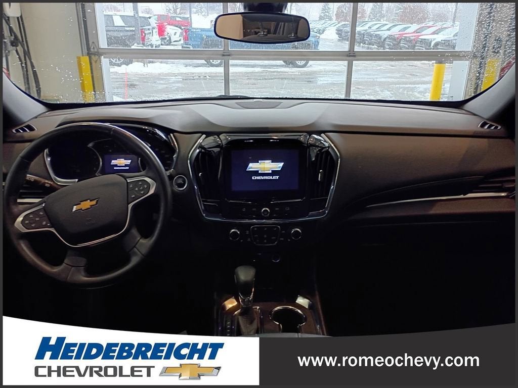 2023 Chevrolet Traverse LT Leather