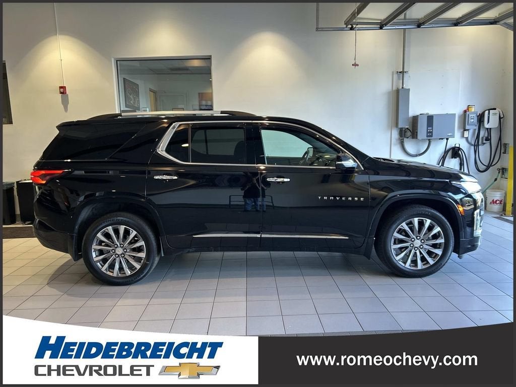 2023 Chevrolet Traverse Premier