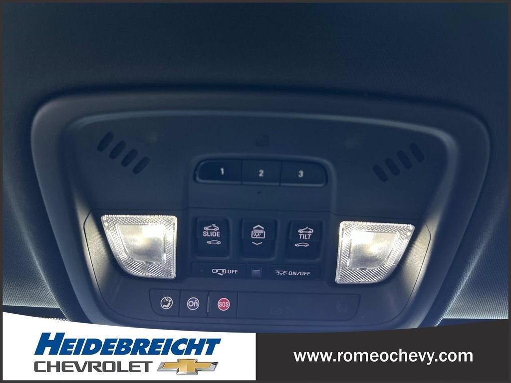 2023 Chevrolet Traverse Premier