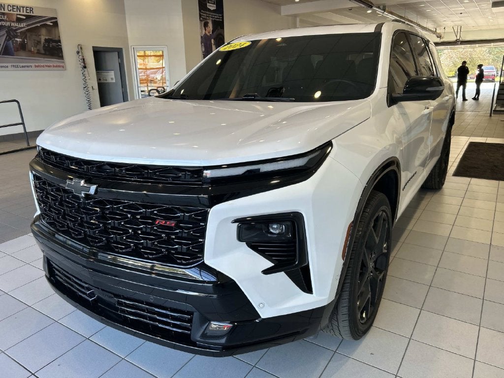 2024 Chevrolet Traverse RS
