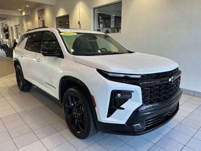 2025 Chevrolet Traverse RS