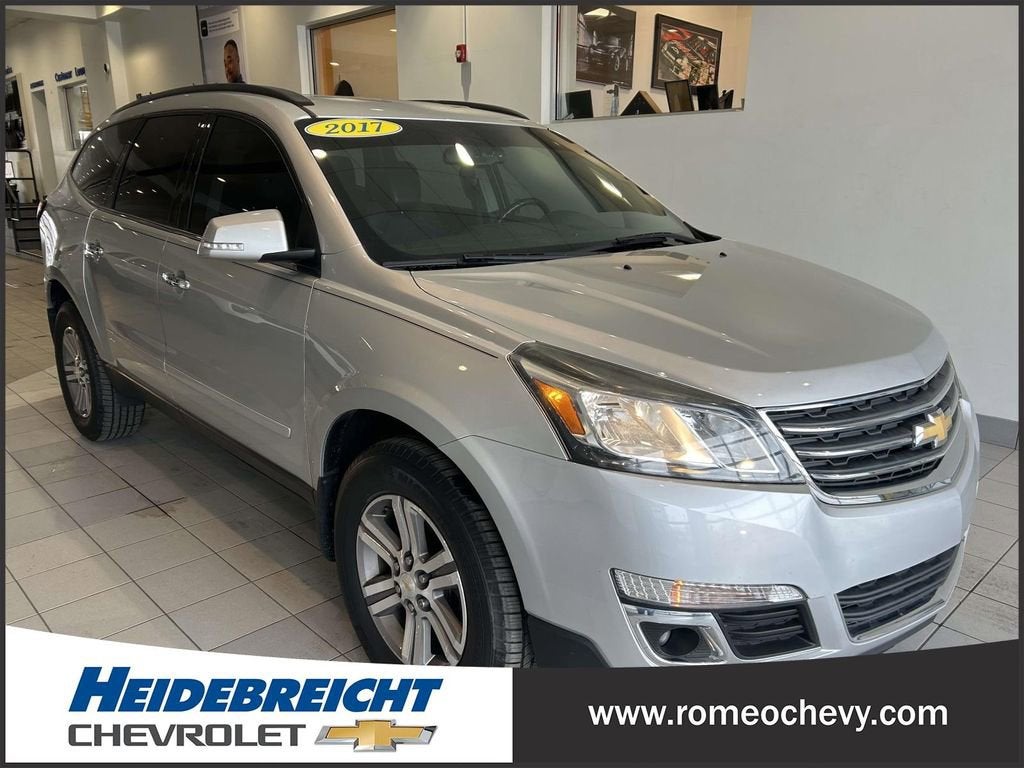 2017 Chevrolet Traverse LT