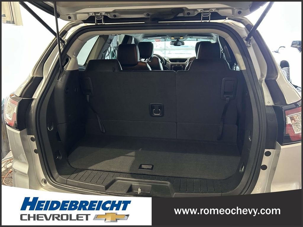 2017 Chevrolet Traverse LT