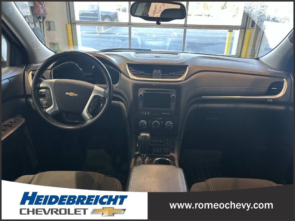 2017 Chevrolet Traverse LT