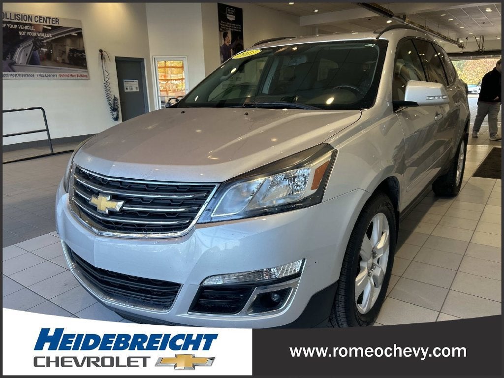 2017 Chevrolet Traverse LT