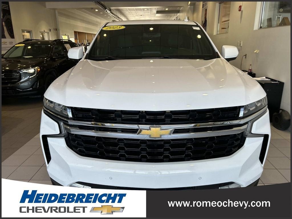 2023 Chevrolet Suburban LS