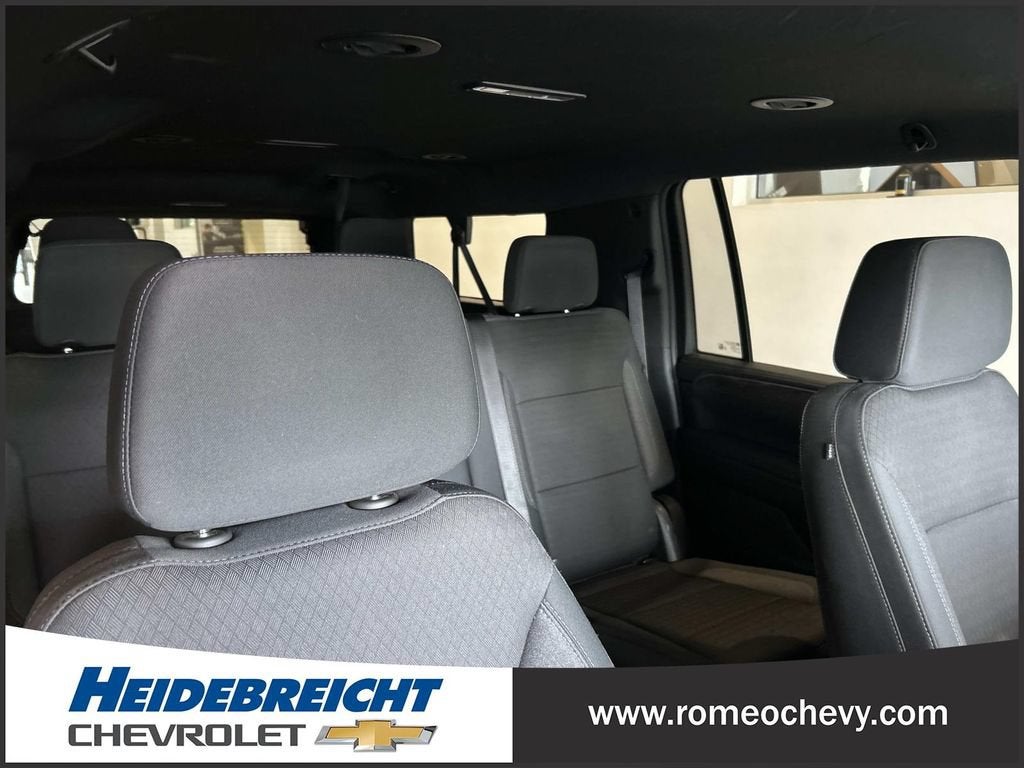 2024 Chevrolet Suburban LS
