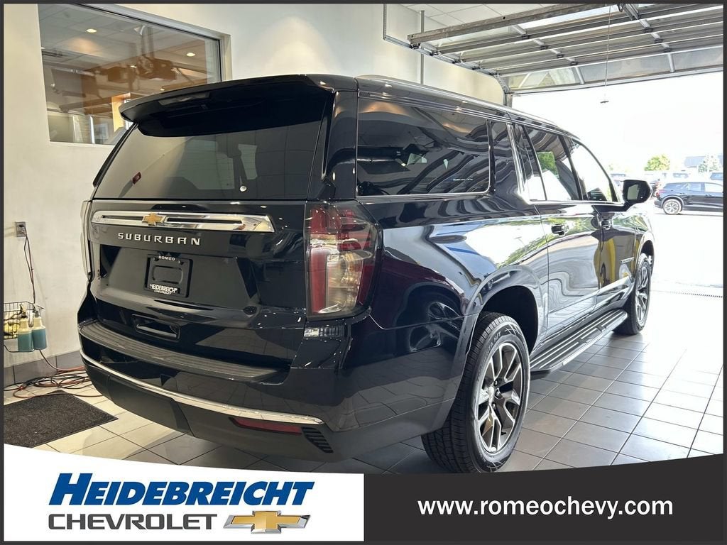 2024 Chevrolet Suburban LS