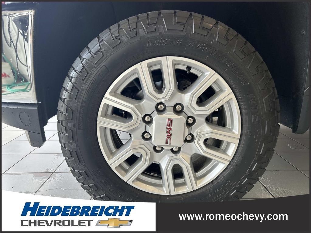 2022 GMC Sierra 2500 HD SLT