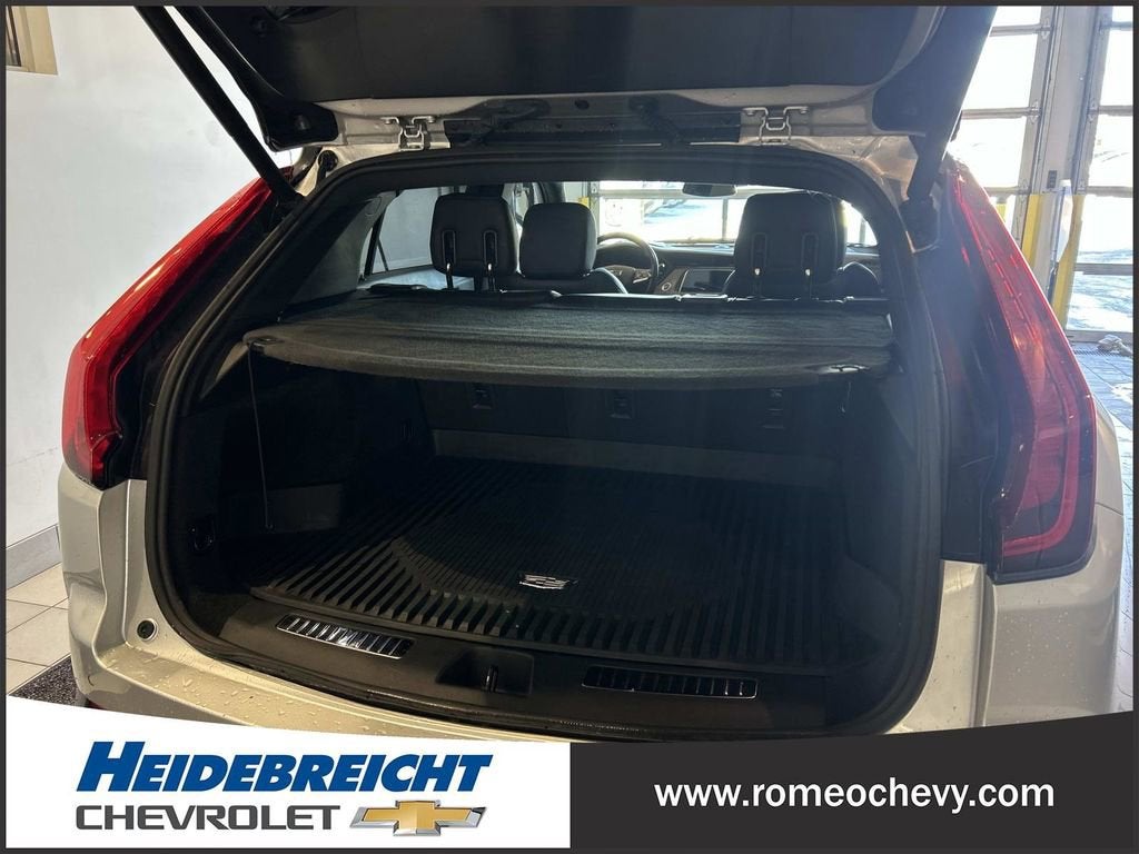 2020 Cadillac XT4 Premium Luxury