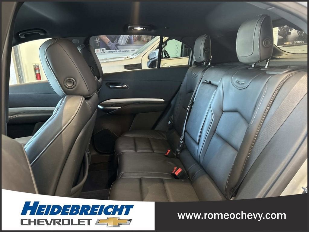 2020 Cadillac XT4 Premium Luxury