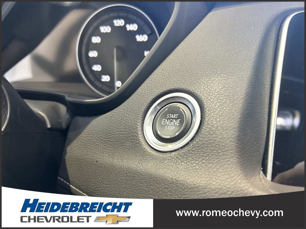 2020 Cadillac XT4 Premium Luxury