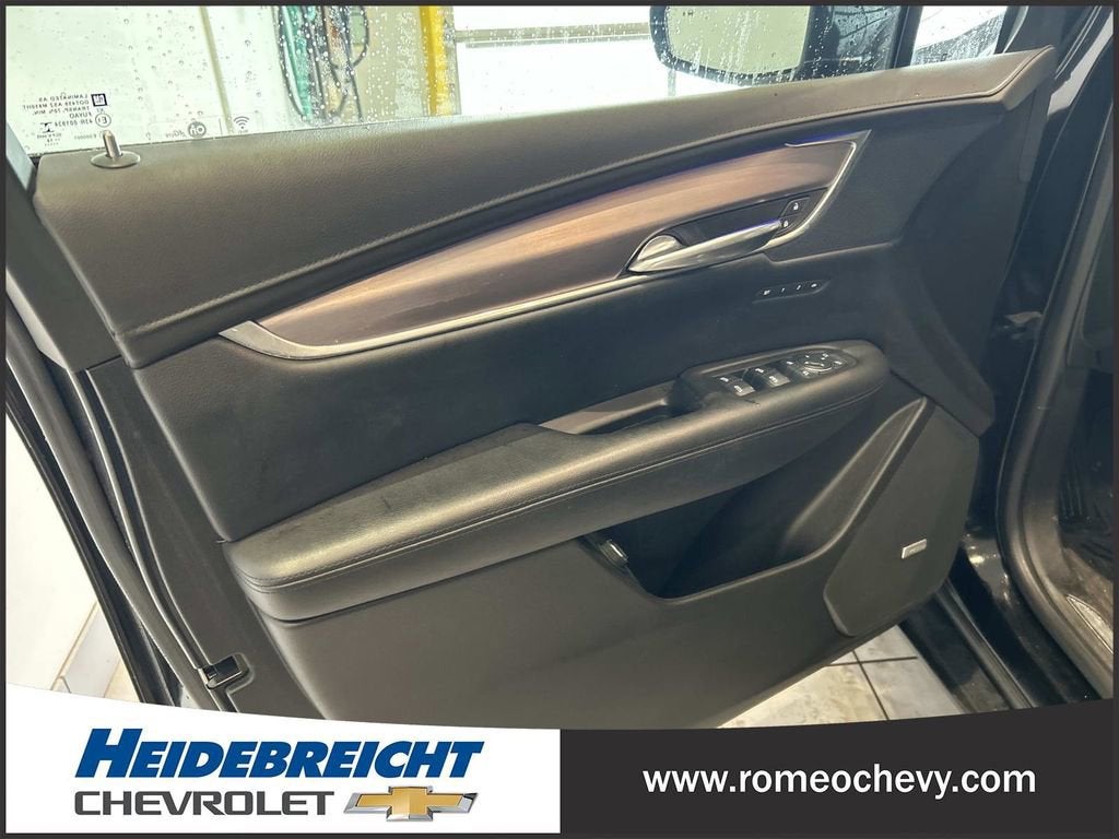 2017 Cadillac XT5 Premium Luxury AWD