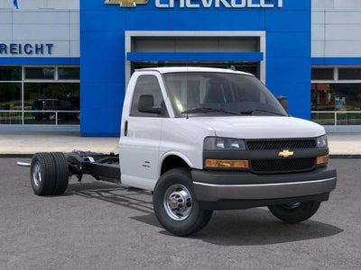 2025 Chevrolet Express Cutaway 3500 1WT