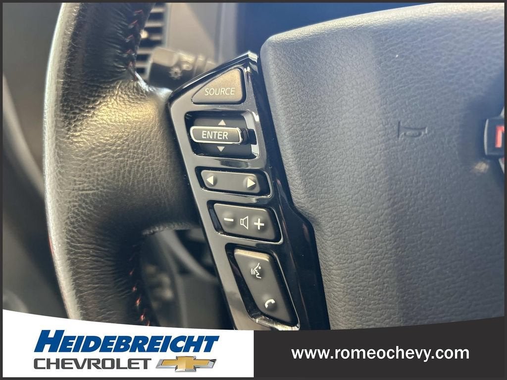 2023 Nissan Frontier Crew Cab PRO-4X 4x4