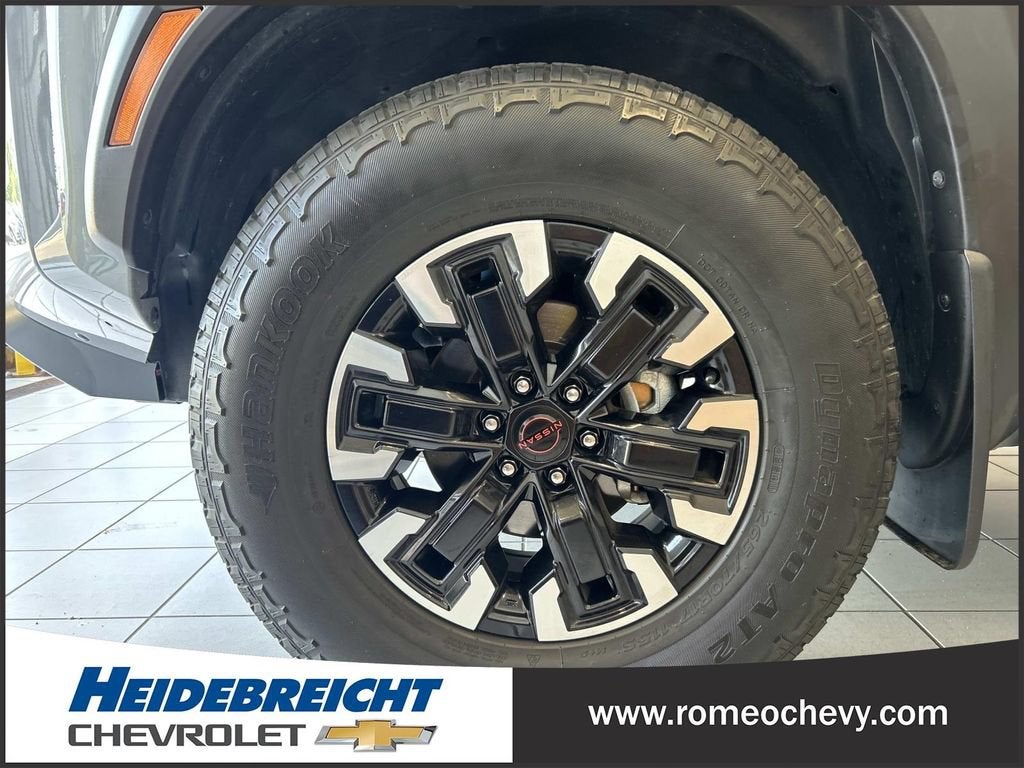 2023 Nissan Frontier Crew Cab PRO-4X 4x4