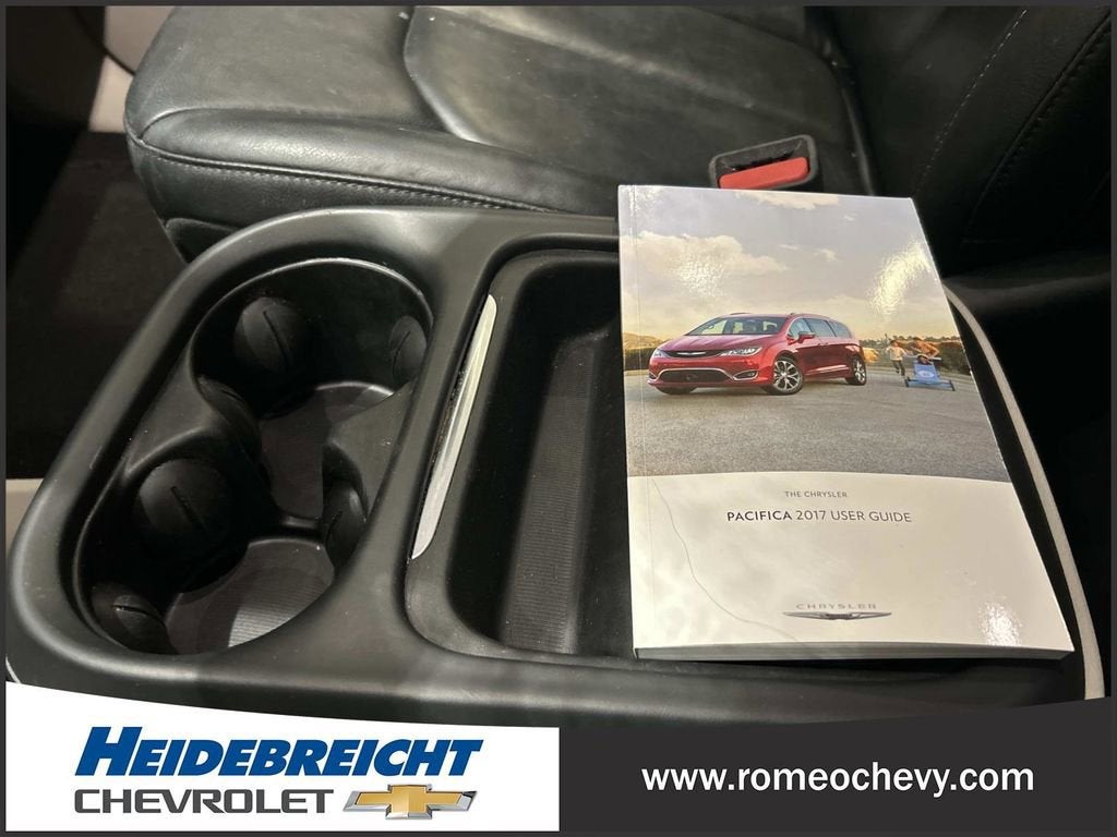 2017 Chrysler Pacifica Touring-L