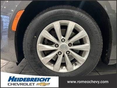 2017 Chrysler Pacifica Touring-L