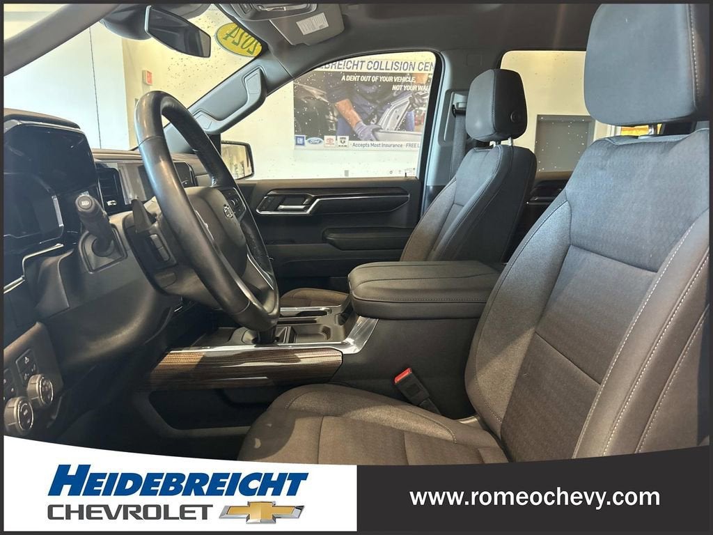 2024 Chevrolet Silverado 1500 RST