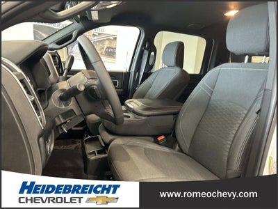 2025 RAM 3500 Big Horn Crew Cab 4x4 8' Box