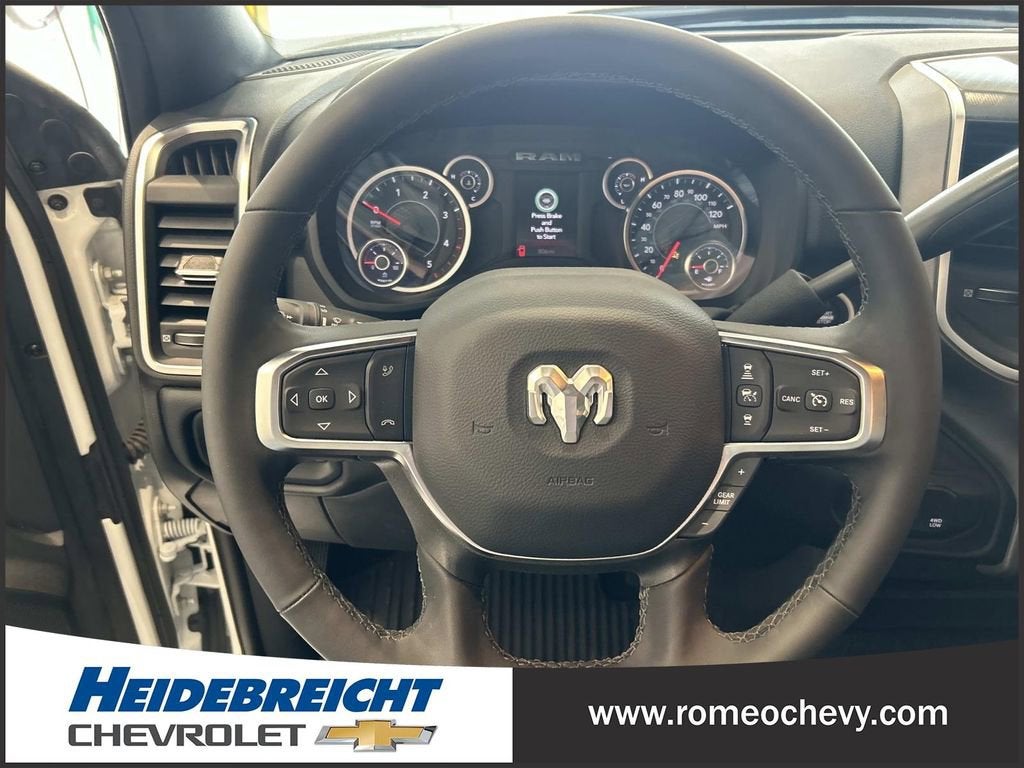 2025 RAM 3500 Big Horn Crew Cab 4x4 8' Box