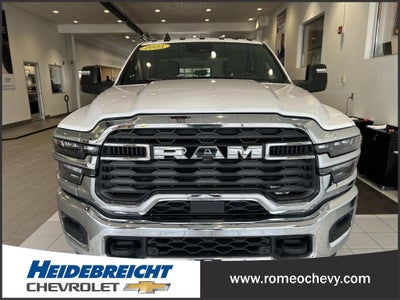 2025 RAM 3500 Big Horn Crew Cab 4x4 8' Box