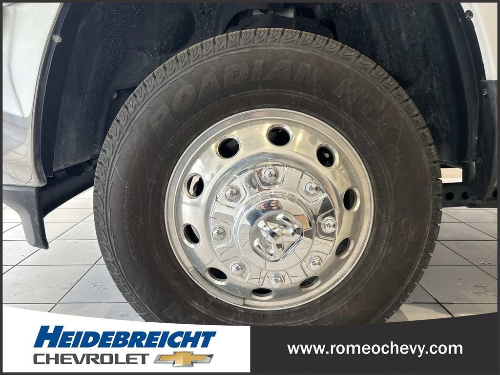 2025 RAM 3500 Big Horn Crew Cab 4x4 8' Box