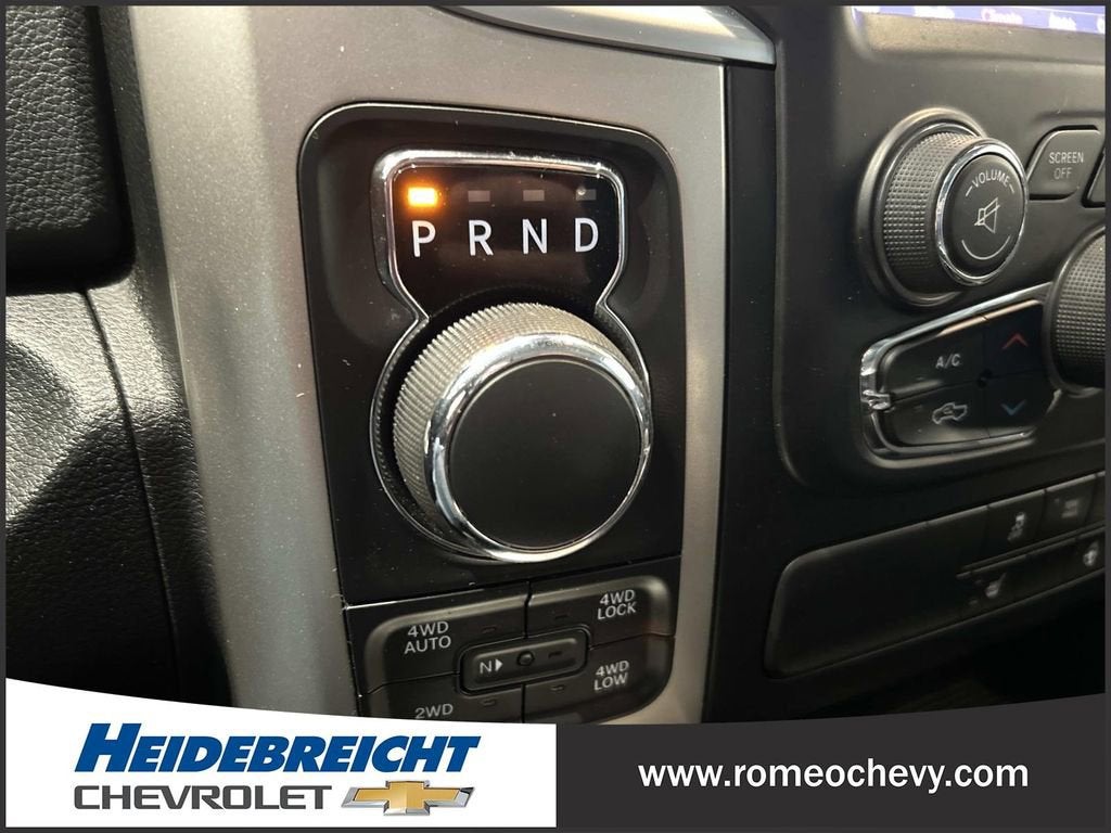 2018 RAM 1500 Big Horn Crew Cab 4x4 5'7" Box