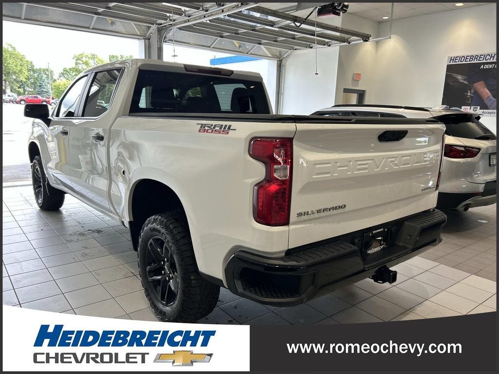 2024 Chevrolet Silverado 1500 Custom Trail Boss