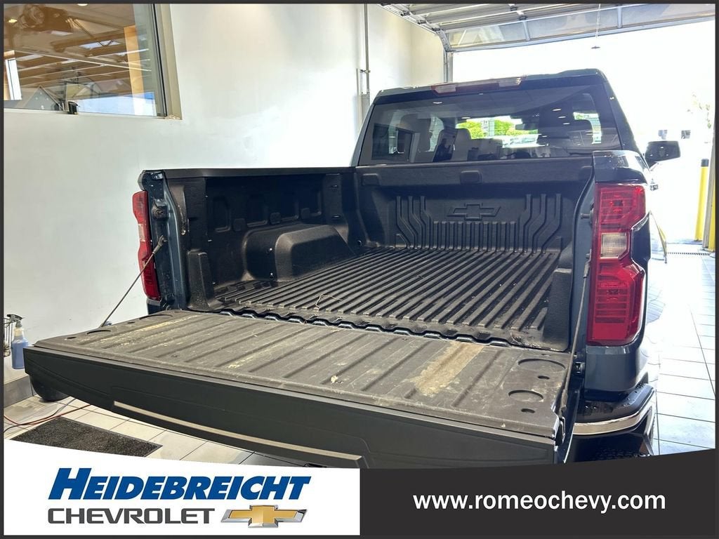 2024 Chevrolet Silverado 1500 LT (2FL)