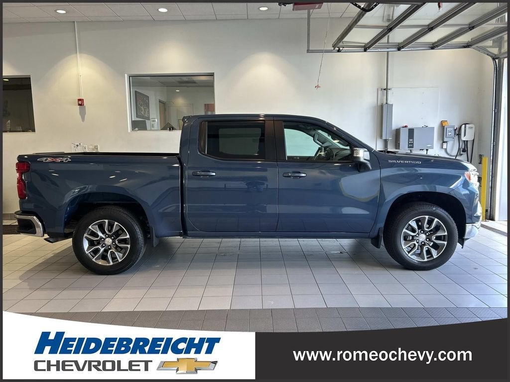 2024 Chevrolet Silverado 1500 LT (2FL)