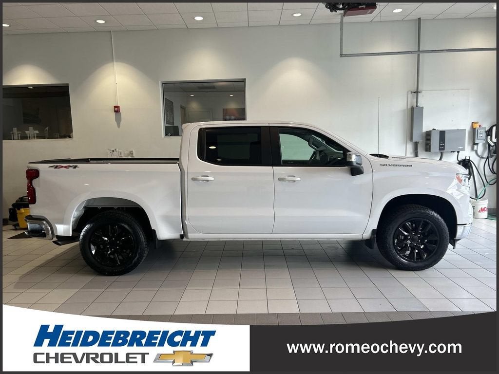 2024 Chevrolet Silverado 1500 LT (2FL)