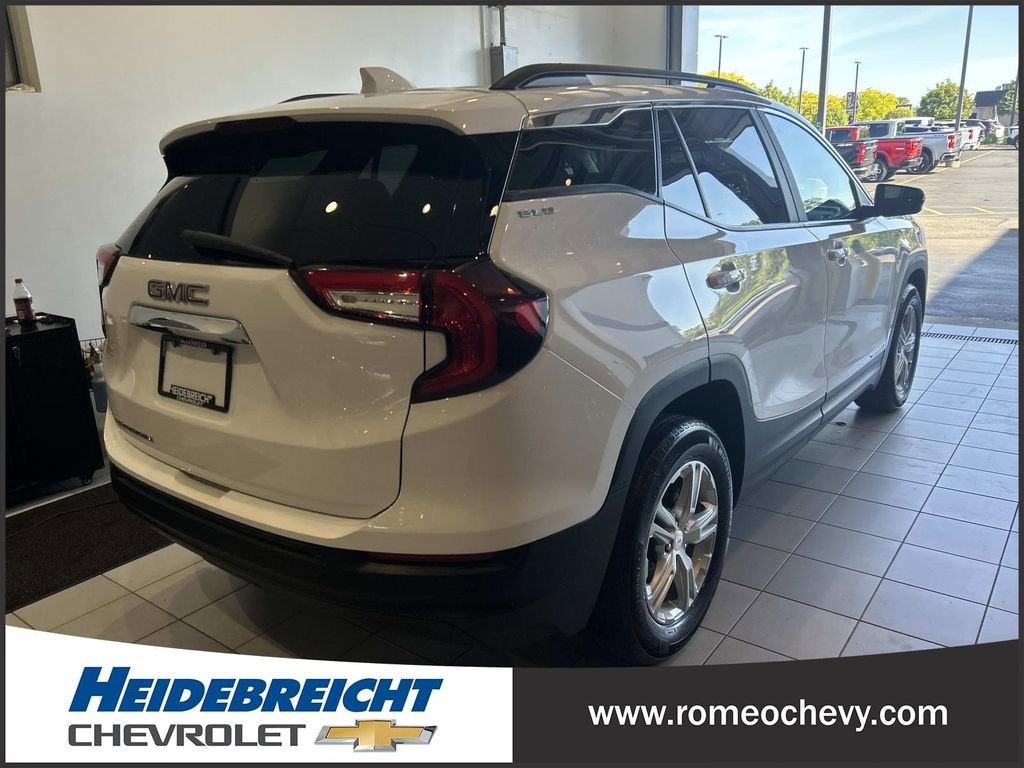 2023 GMC Terrain SLE