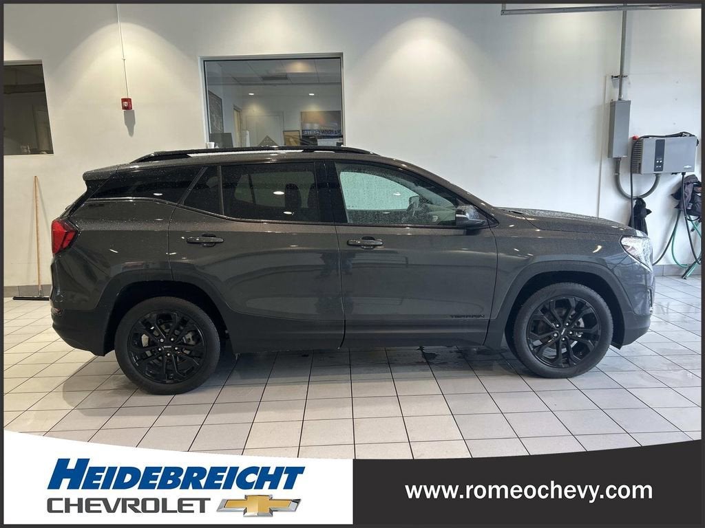 2021 GMC Terrain SLE