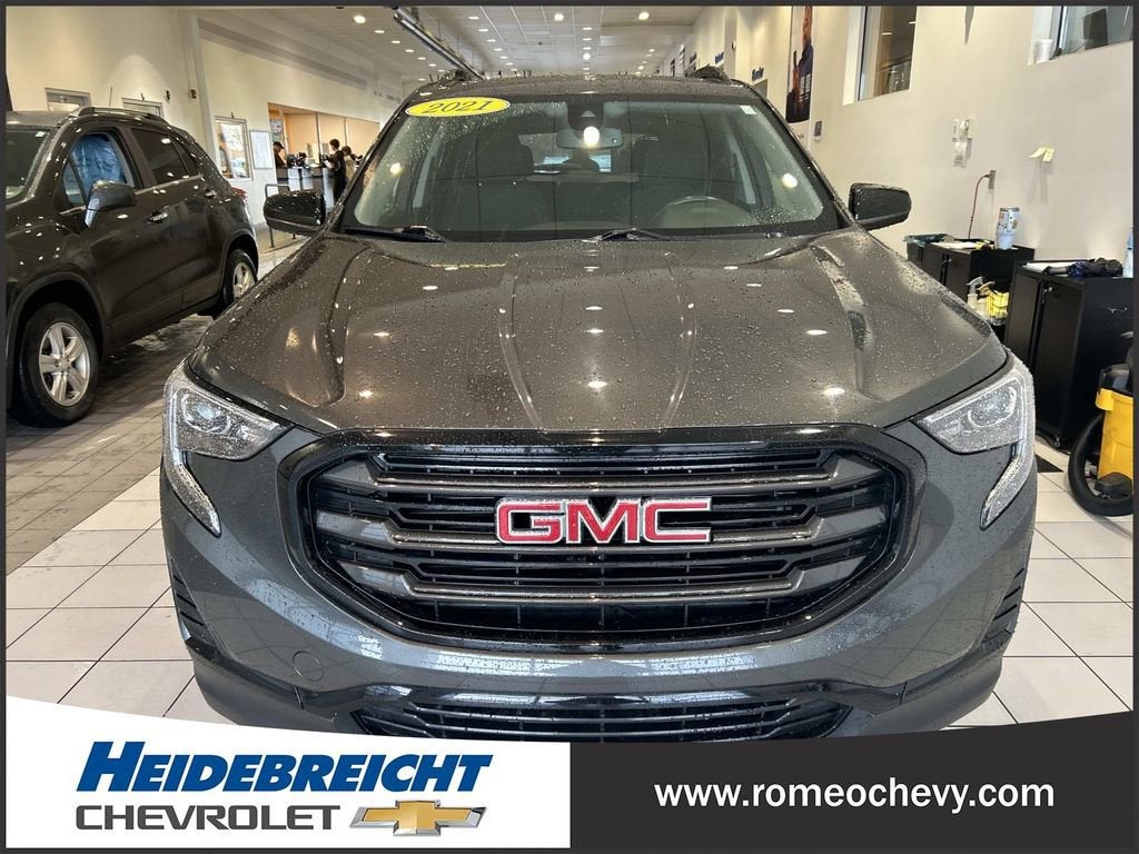2021 GMC Terrain SLE