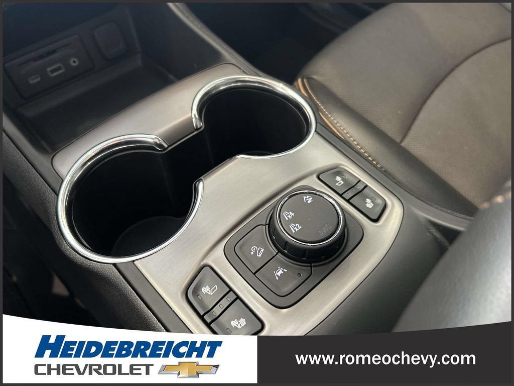 2024 GMC Terrain AT4