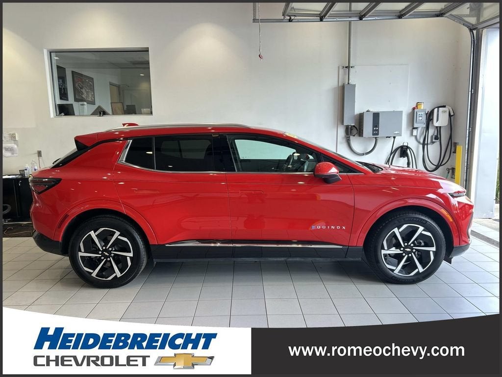 Used 2024 Chevrolet Equinox EV LT with VIN 3GN7DLRPXRS269088 for sale in Washington, MI