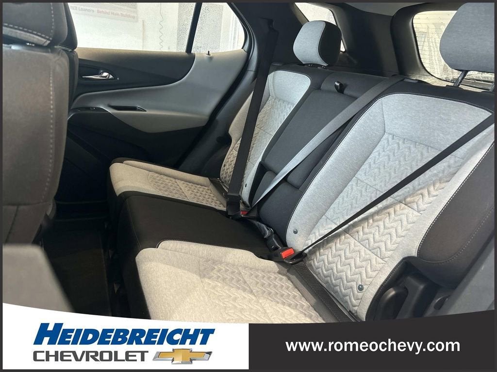 2023 Chevrolet Equinox LS