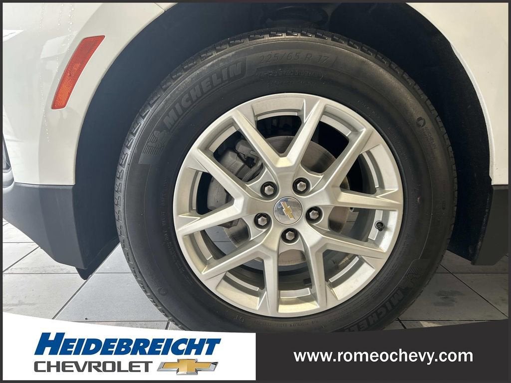 2023 Chevrolet Equinox LS