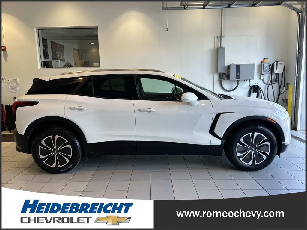 Used 2024 Chevrolet Blazer EV LT with VIN 3GNKDBRJXRS253246 for sale in Washington, MI