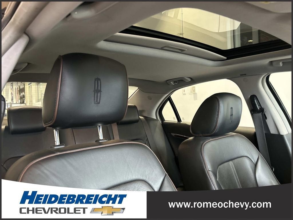 2010 Lincoln MKZ 4dr Sdn FWD