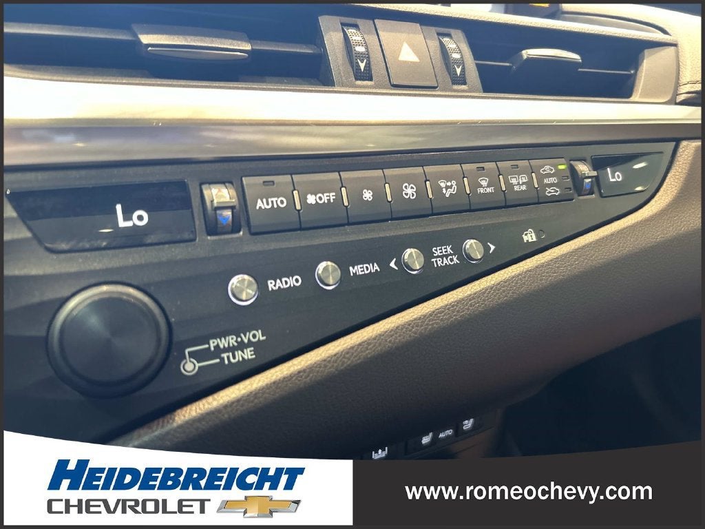 2019 Lexus ES 350 Luxury