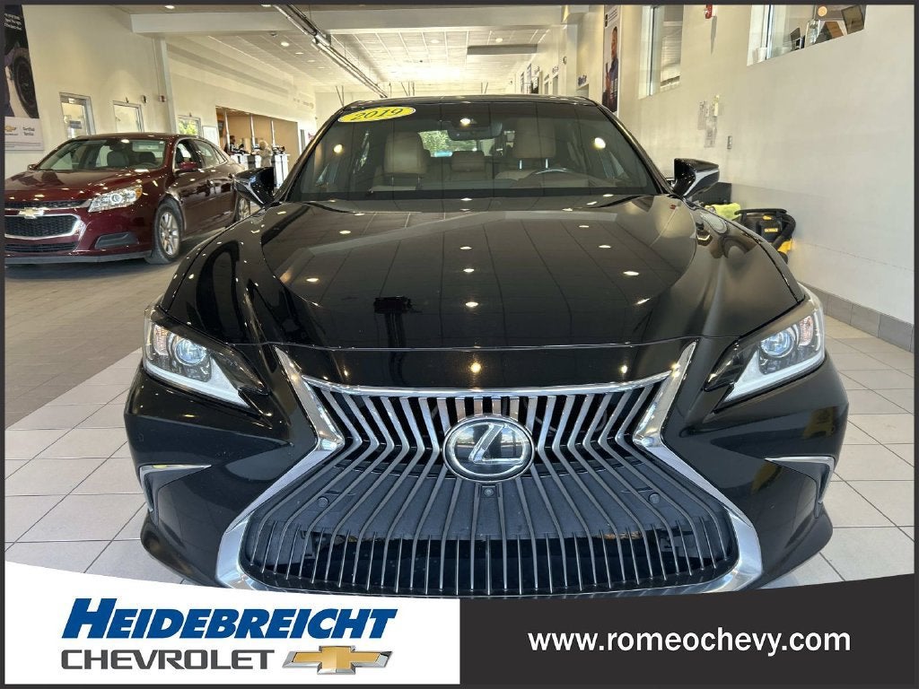 2019 Lexus ES 350 Luxury