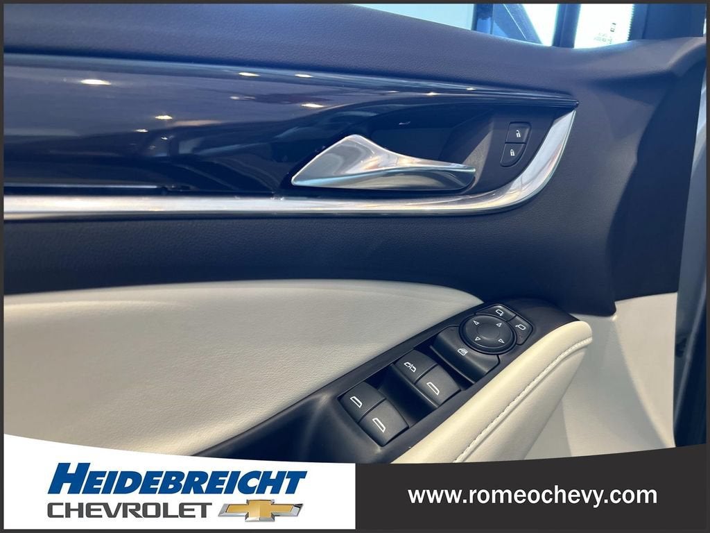 2024 Buick Enclave Essence