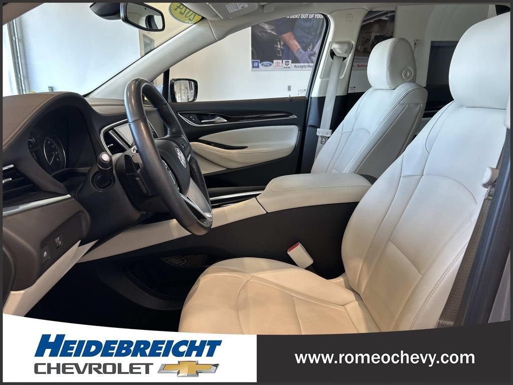 2024 Buick Enclave Essence