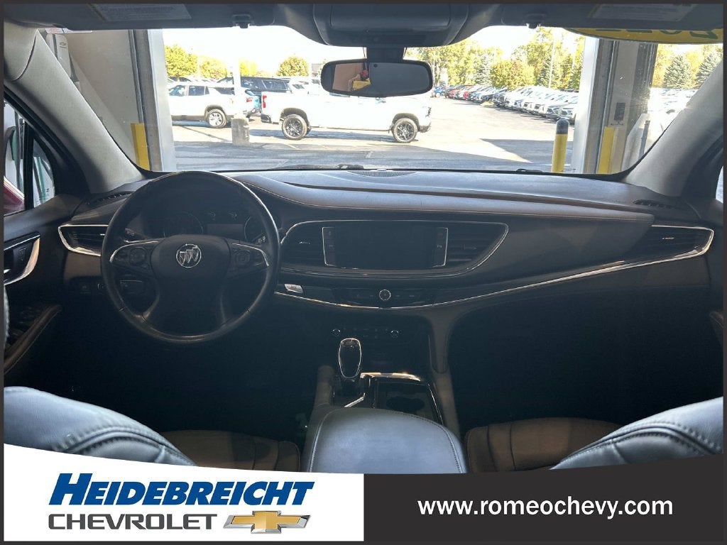 2021 Buick Enclave Essence