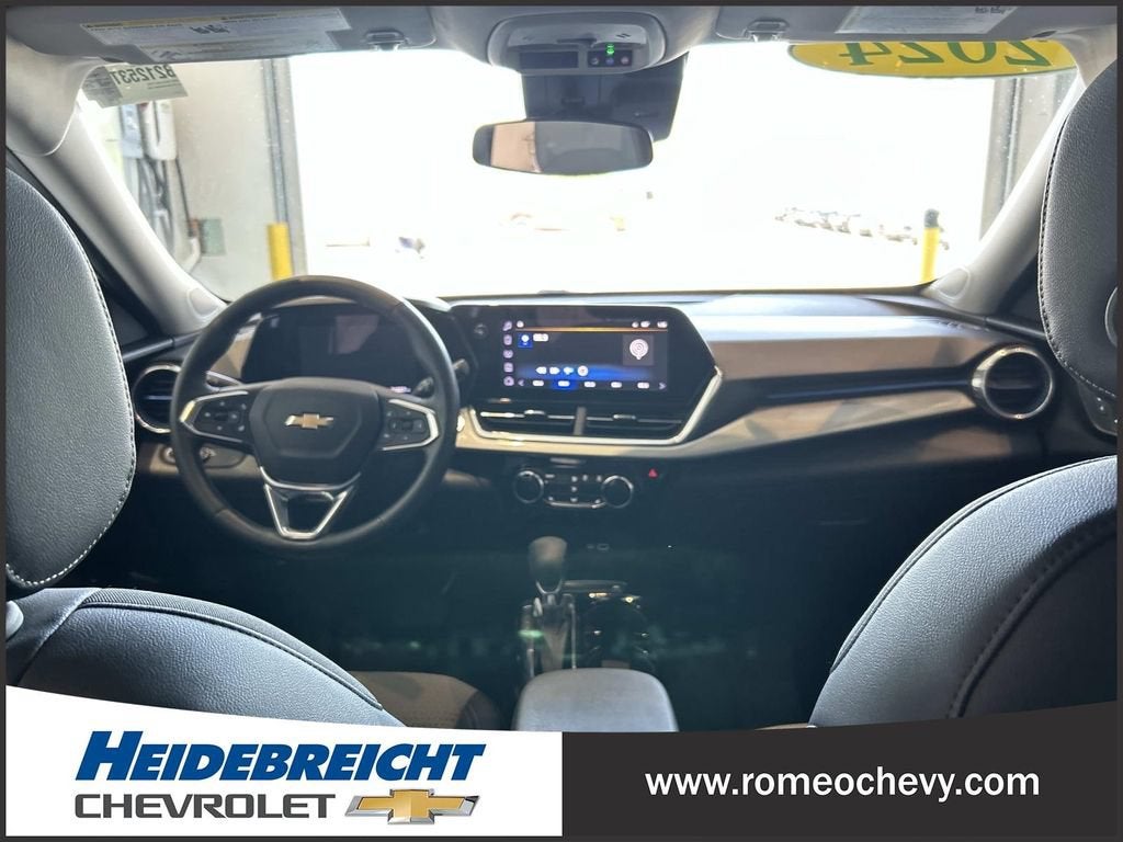 2024 Chevrolet Trax LT