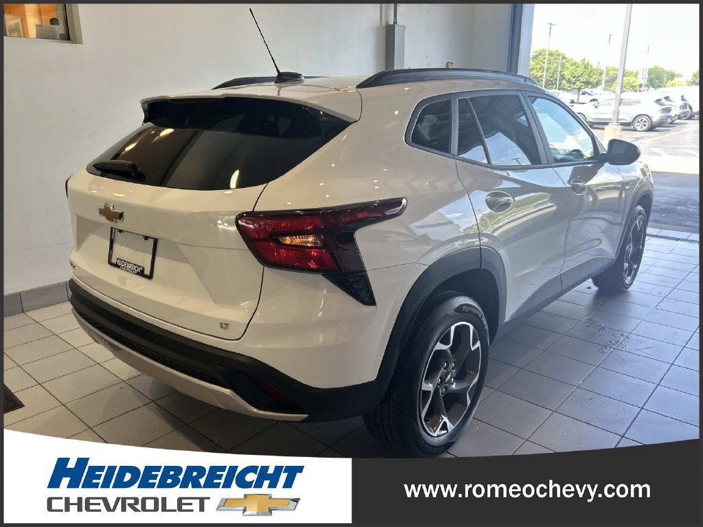 2024 Chevrolet Trax LT