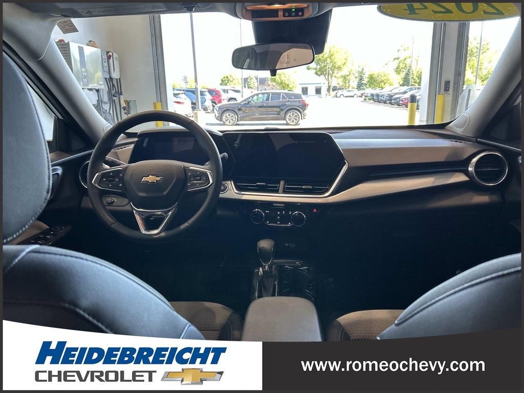 2024 Chevrolet Trax LT